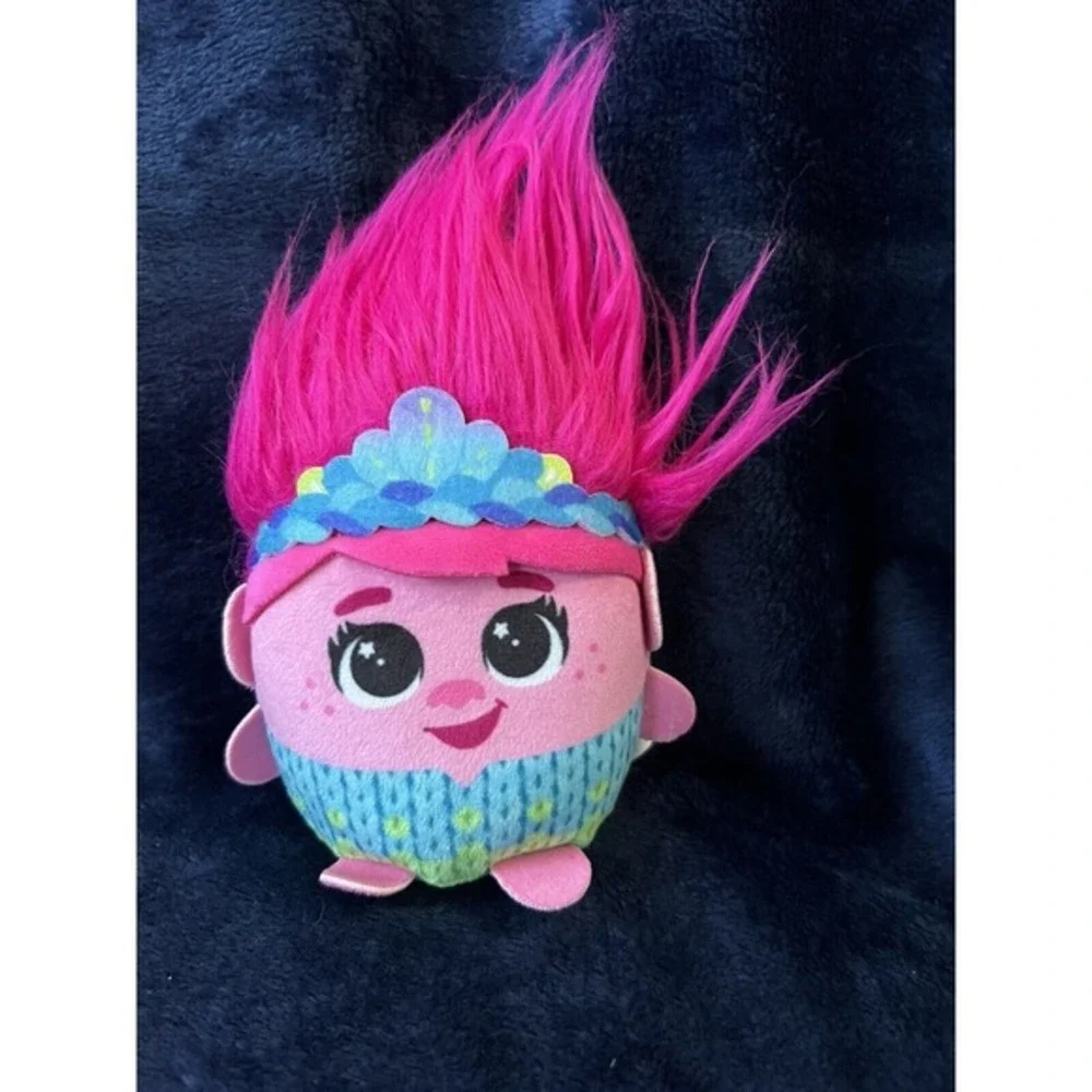 Mattel‎ Trolls Band Together Hairmony Mixers Sound Plush - QUEEN POPPY (6 inch)